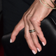 Illustration for article titled Drop Everything and Marvel at Jennifer Anistons Stunning Wedding Ring